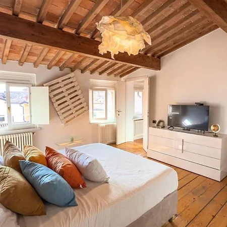 아파트 At Piazza Erbe Sky View Flat Free Parking *